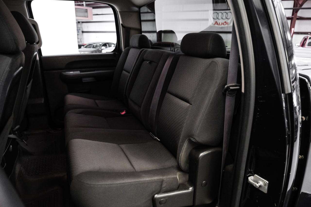 Chevrolet Silverado 3500HD 2WD Crew Cab 167.7" LT 2014