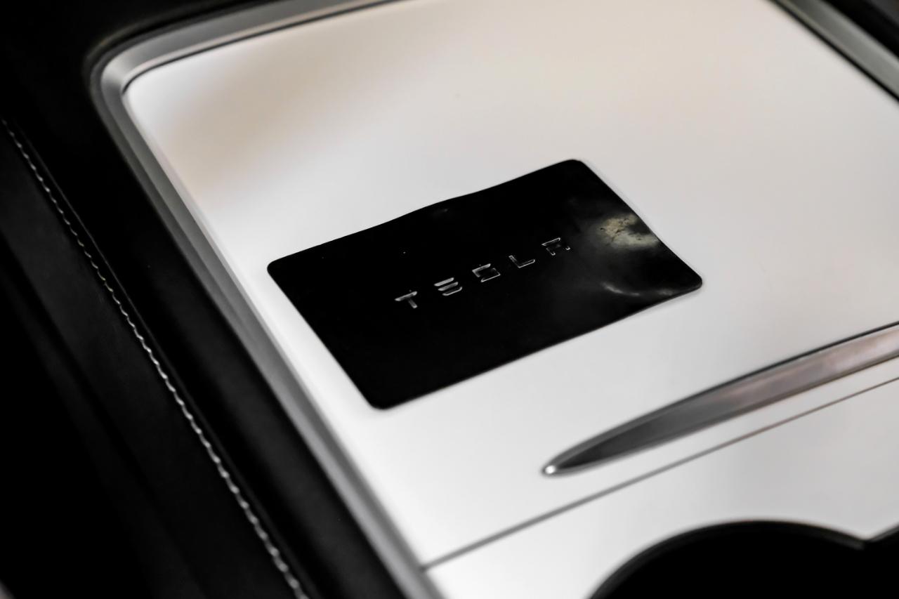 Tesla Model Y Performance AWD 2021