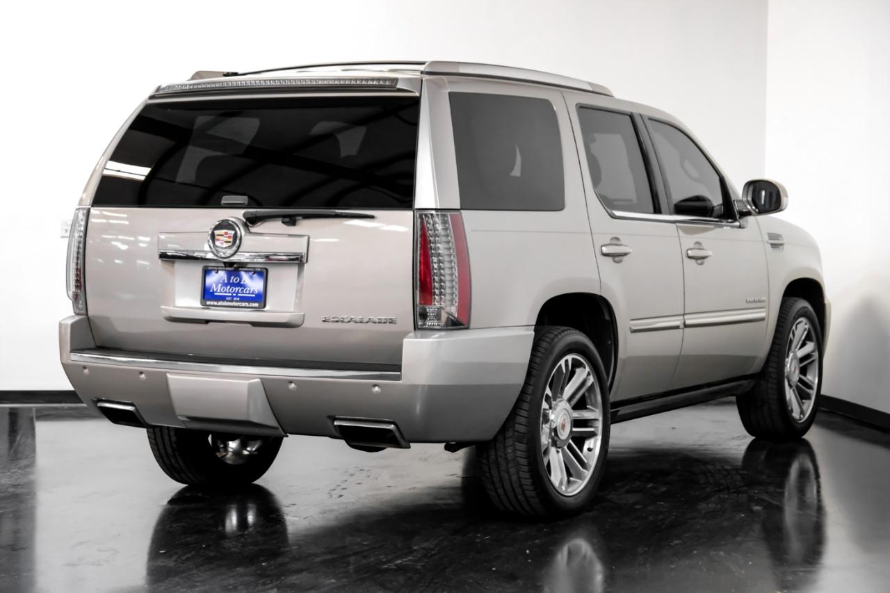 Cadillac Escalade 2WD 4dr Premium 2014