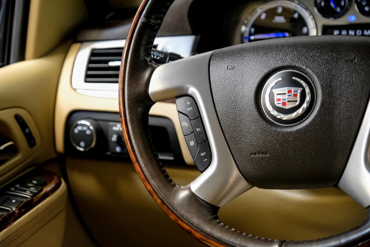 Cadillac Escalade 2WD 4dr Premium 2014