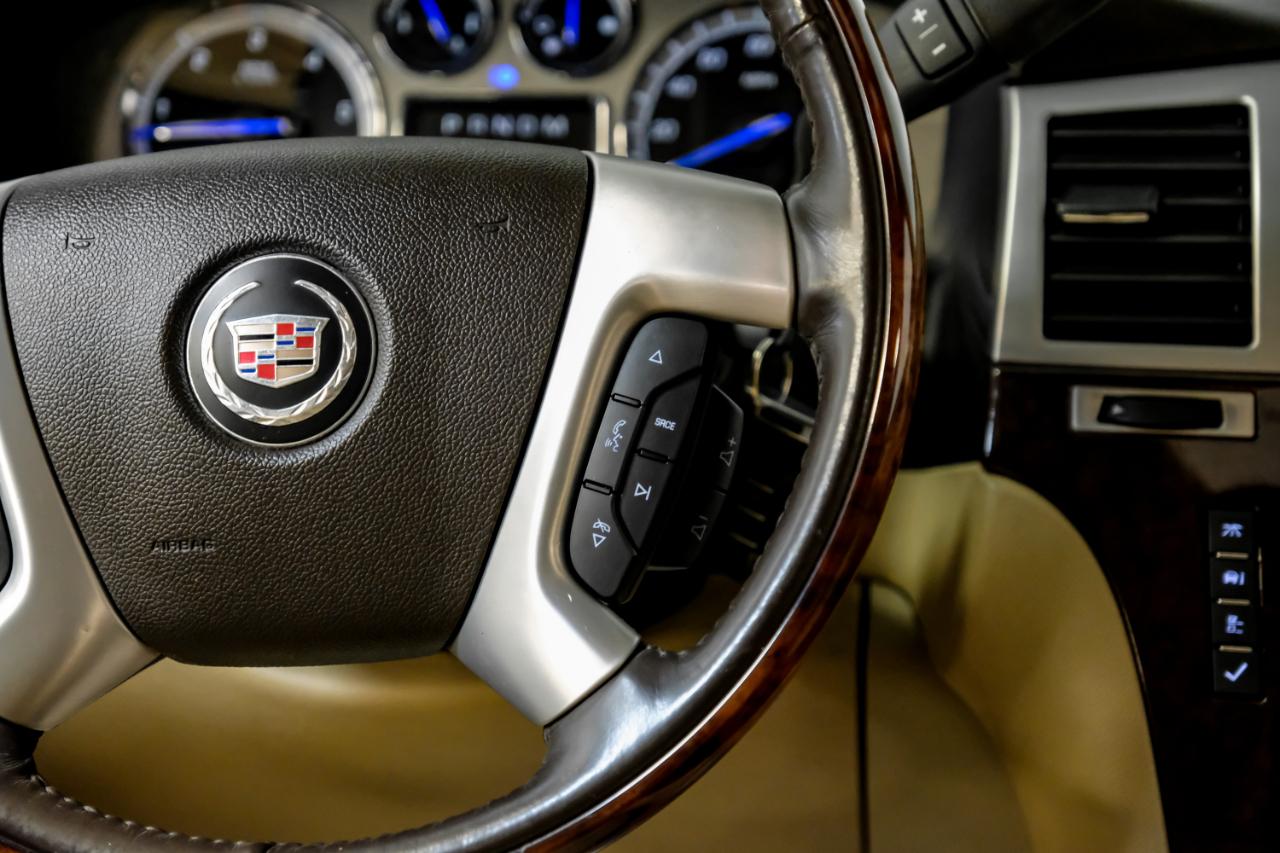 Cadillac Escalade 2WD 4dr Premium 2014