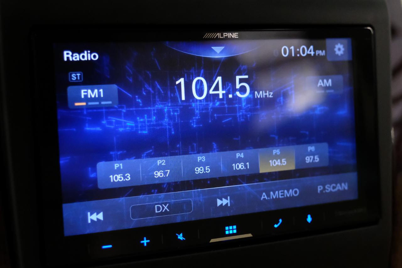 Cadillac Escalade 2WD 4dr Premium 2014