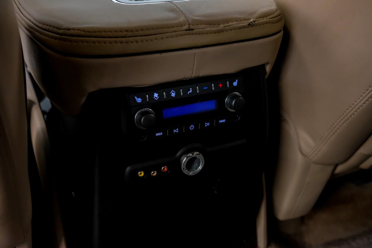 Cadillac Escalade 2WD 4dr Premium 2014