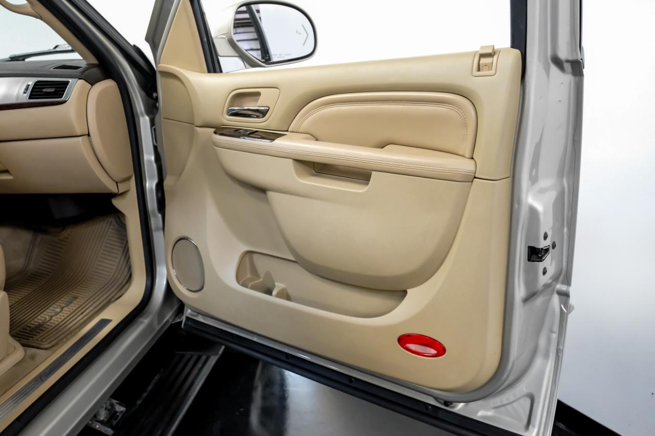 Cadillac Escalade 2WD 4dr Premium 2014