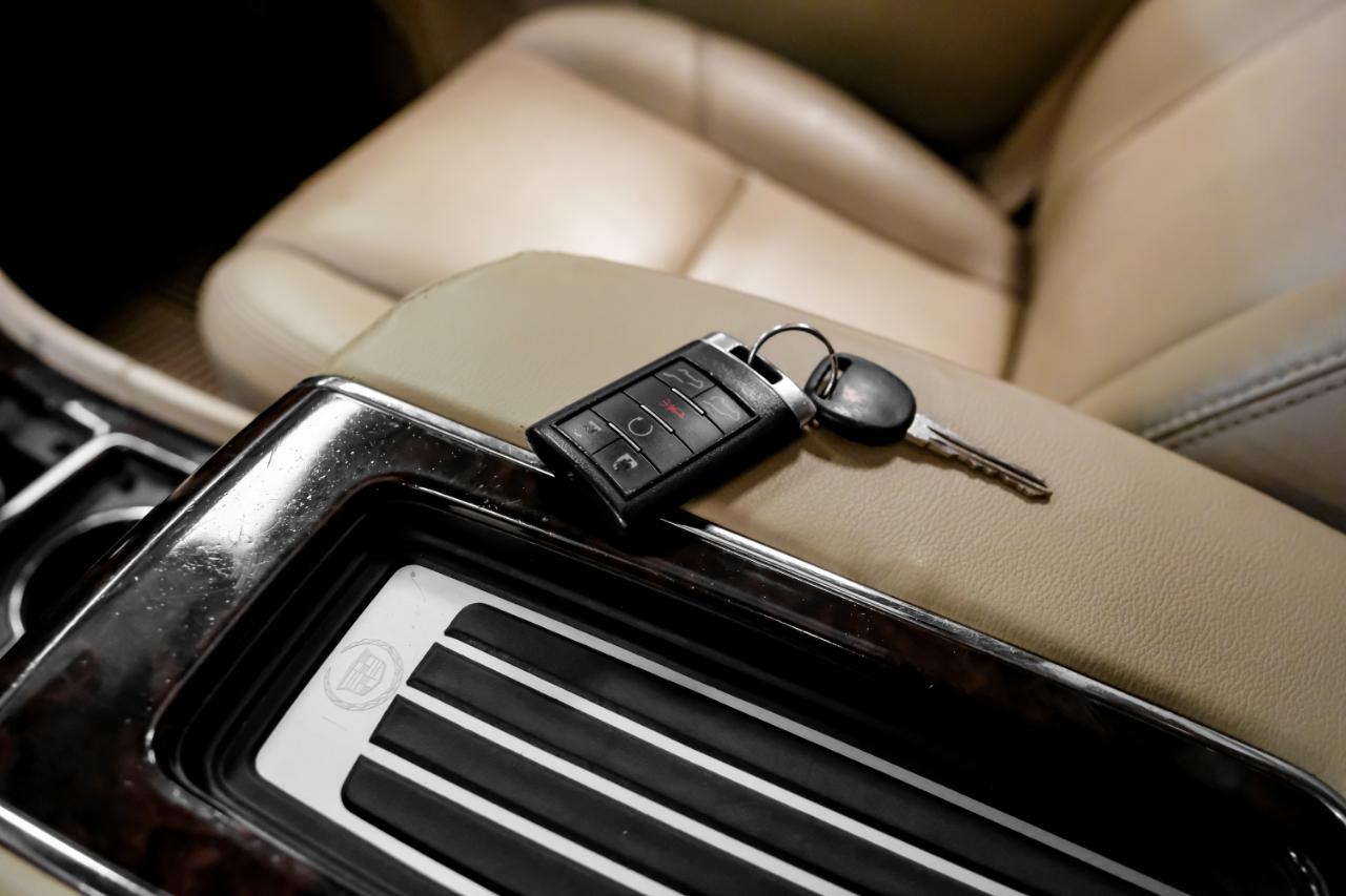 Cadillac Escalade 2WD 4dr Premium 2014