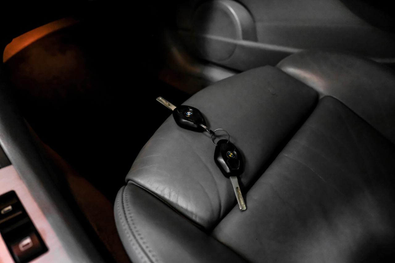 BMW 3 Series M3 2dr Convertible 2005