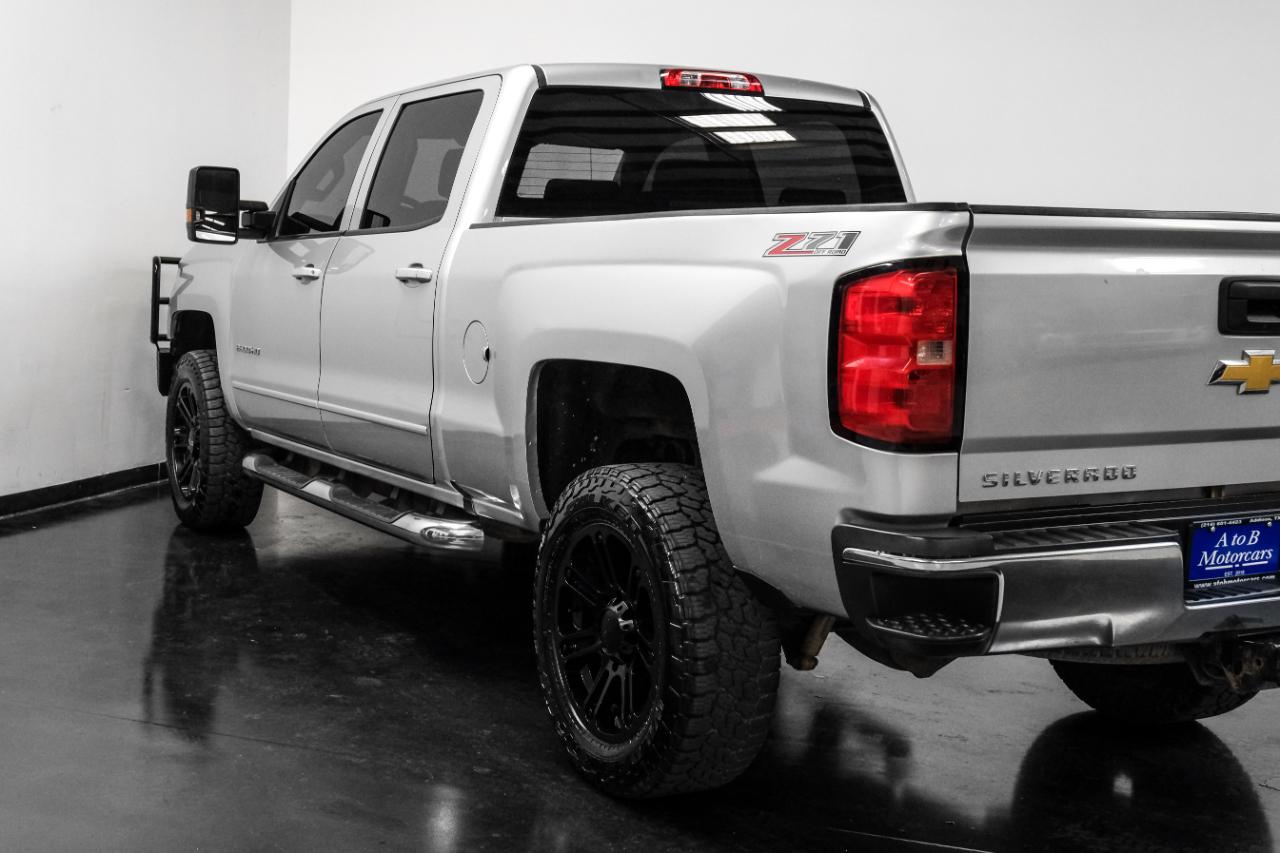 Chevrolet Silverado 2500HD 4WD Crew Cab 153.7" LT 2017