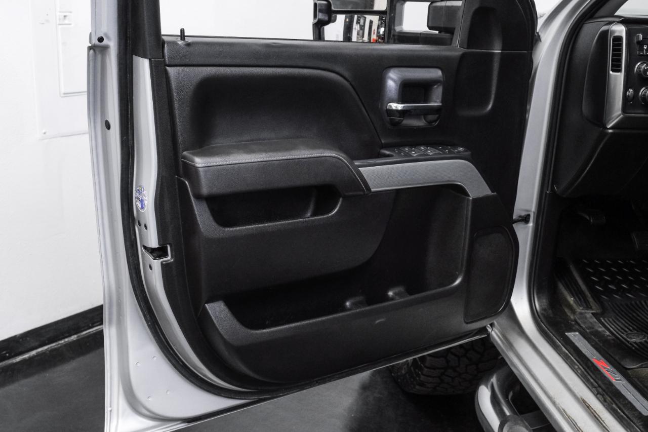 Chevrolet Silverado 2500HD 4WD Crew Cab 153.7" LT 2017