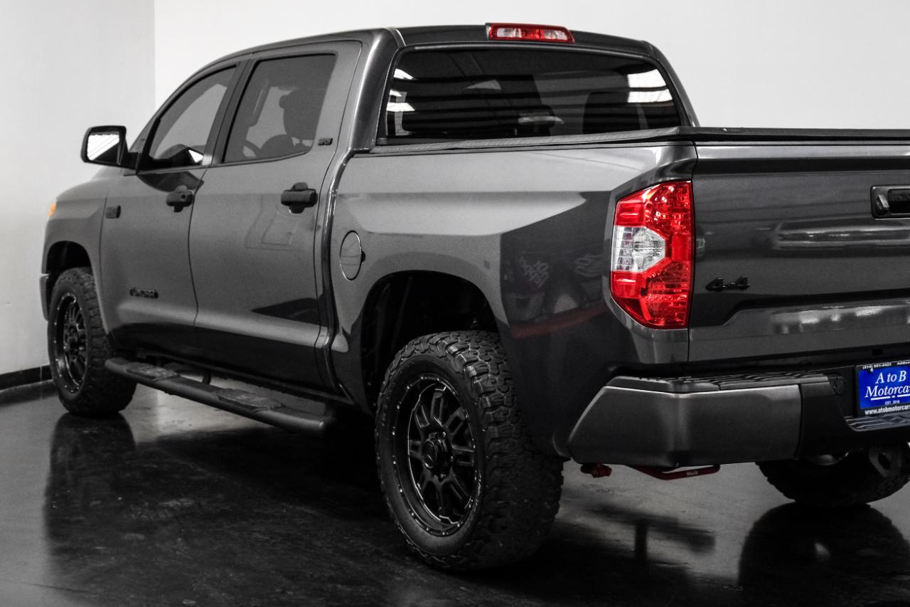 Toyota Tundra 4WD SR5 CrewMax 5.5' Bed 5.7L (Natl) 2017