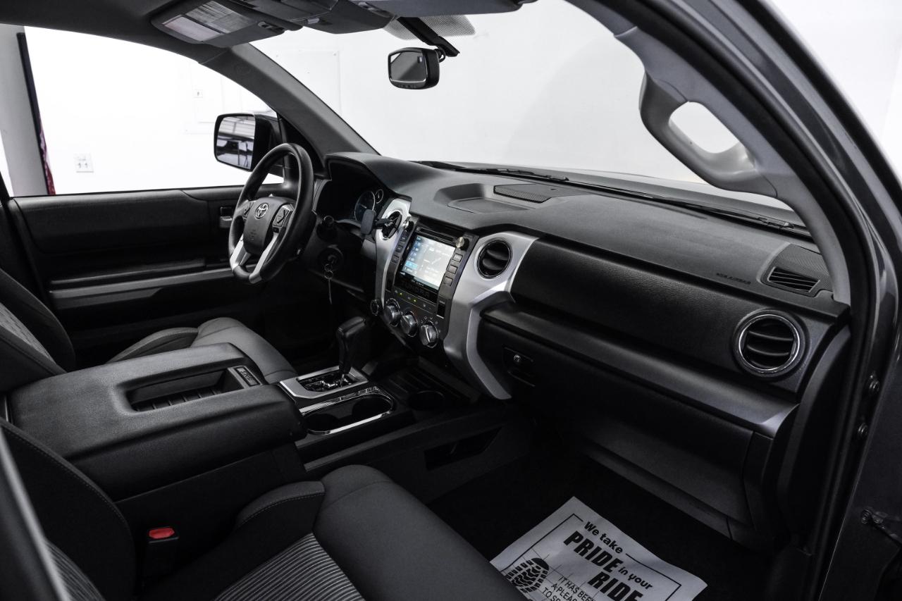 Toyota Tundra 4WD SR5 CrewMax 5.5' Bed 5.7L (Natl) 2017