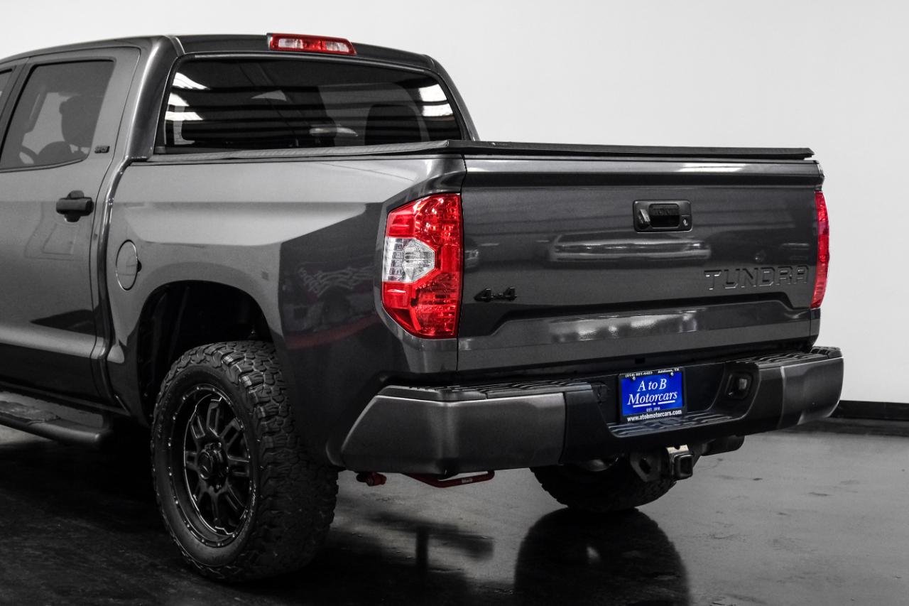 Toyota Tundra 4WD SR5 CrewMax 5.5' Bed 5.7L (Natl) 2017