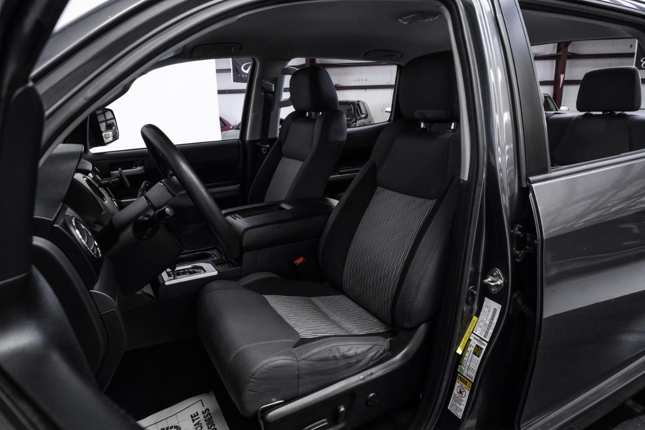 Toyota Tundra 4WD SR5 CrewMax 5.5' Bed 5.7L (Natl) 2017