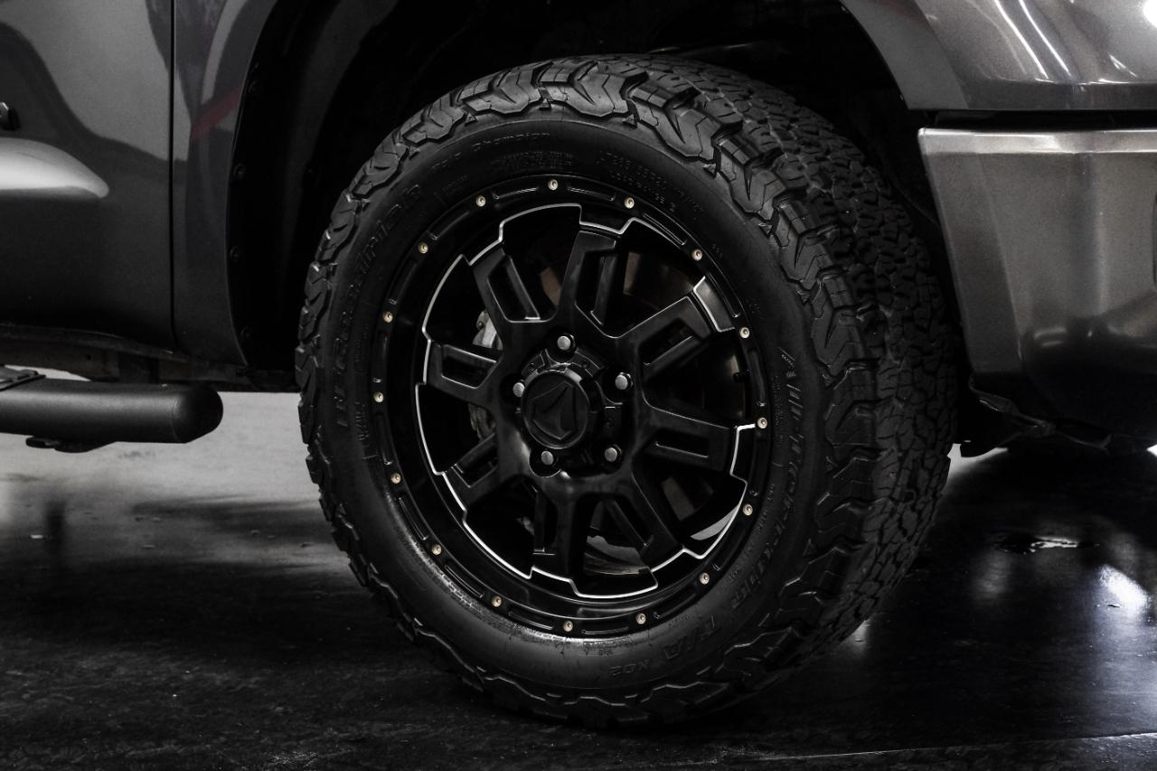 Toyota Tundra 4WD SR5 CrewMax 5.5' Bed 5.7L (Natl) 2017