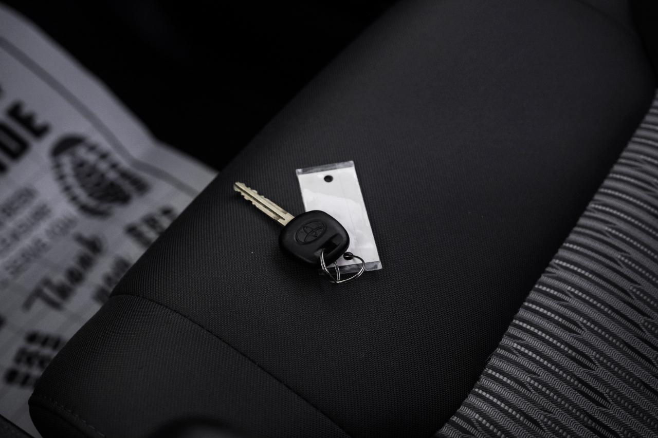 Toyota Tundra 4WD SR5 CrewMax 5.5' Bed 5.7L (Natl) 2017