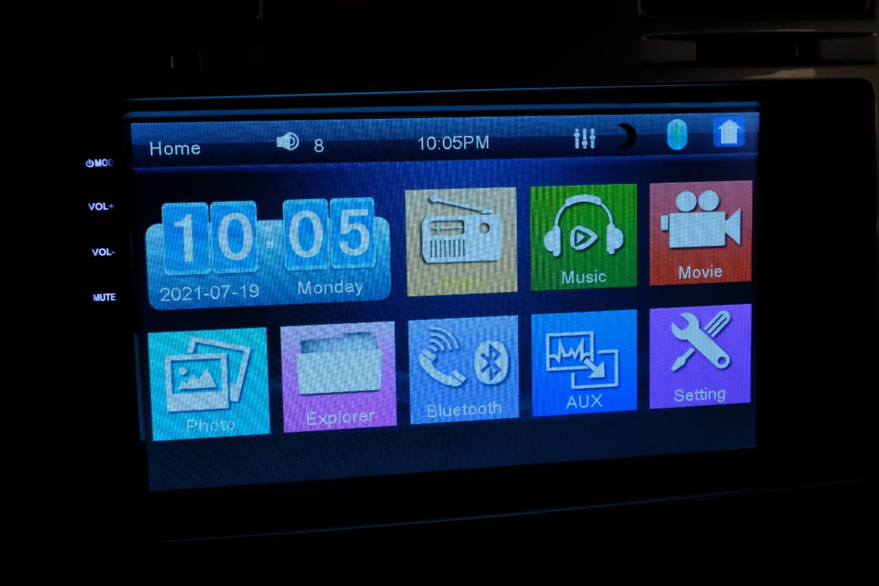 Chrysler 300 4dr Sdn 300C SRT8 RWD 2008