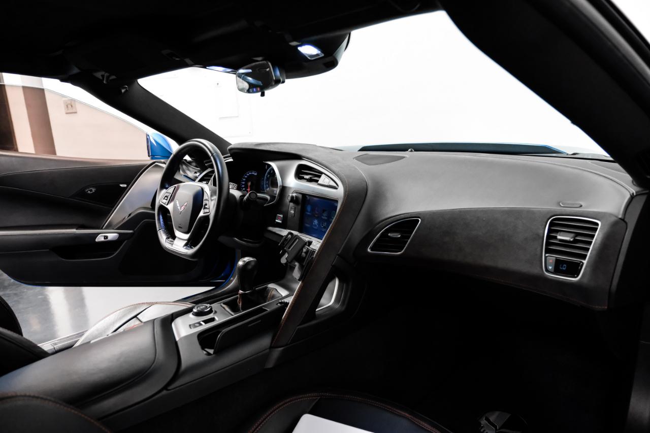 Chevrolet Corvette 2dr Z06 Cpe w/1LZ 2016