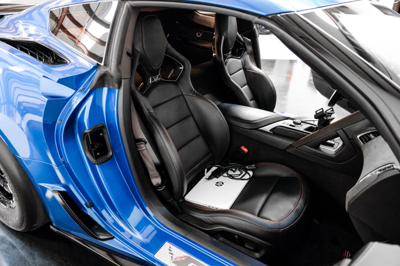 Chevrolet Corvette 2dr Z06 Cpe w/1LZ 2016