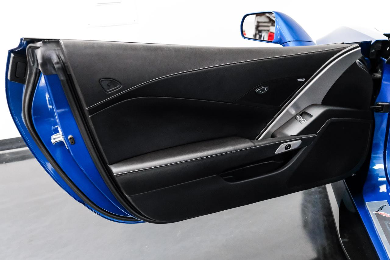 Chevrolet Corvette 2dr Z06 Cpe w/1LZ 2016