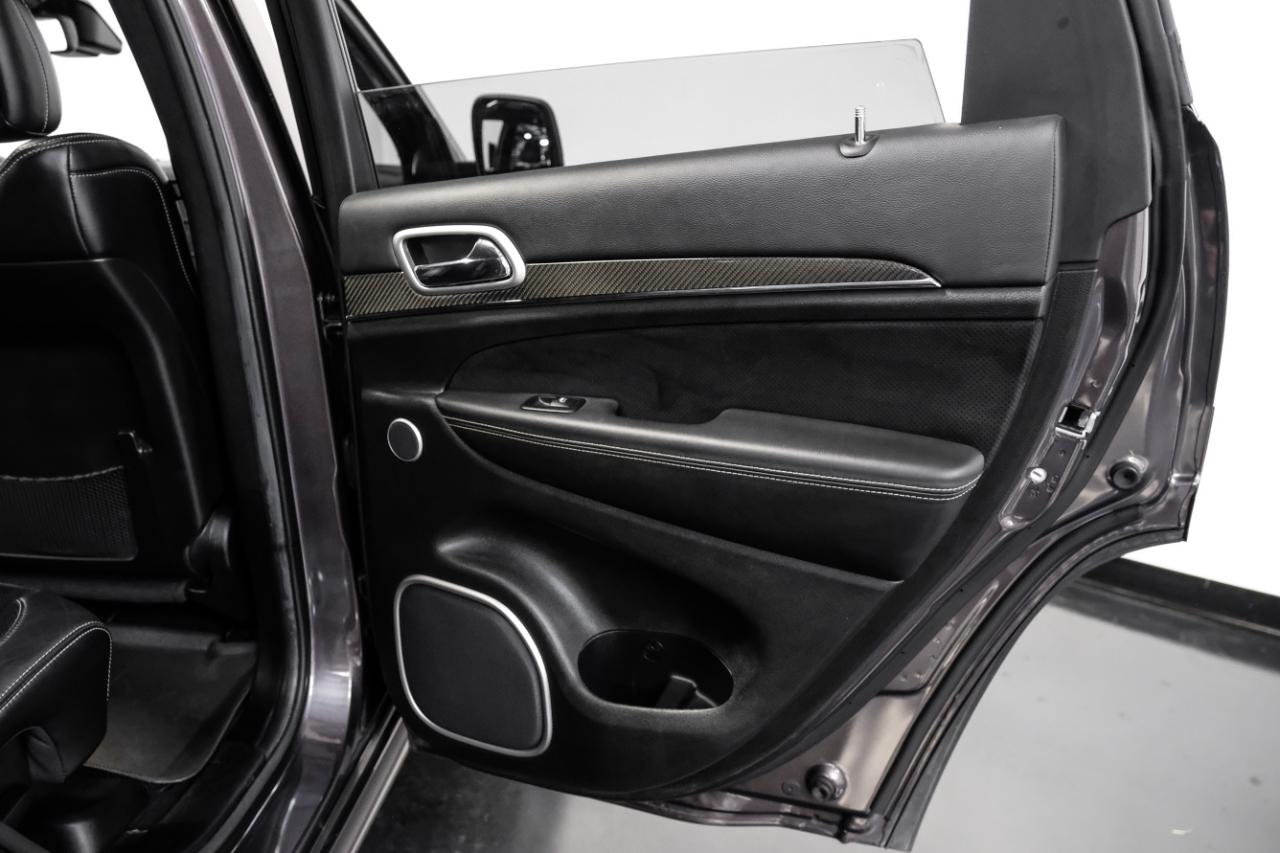 Jeep Grand Cherokee 4WD 4dr SRT8 2014