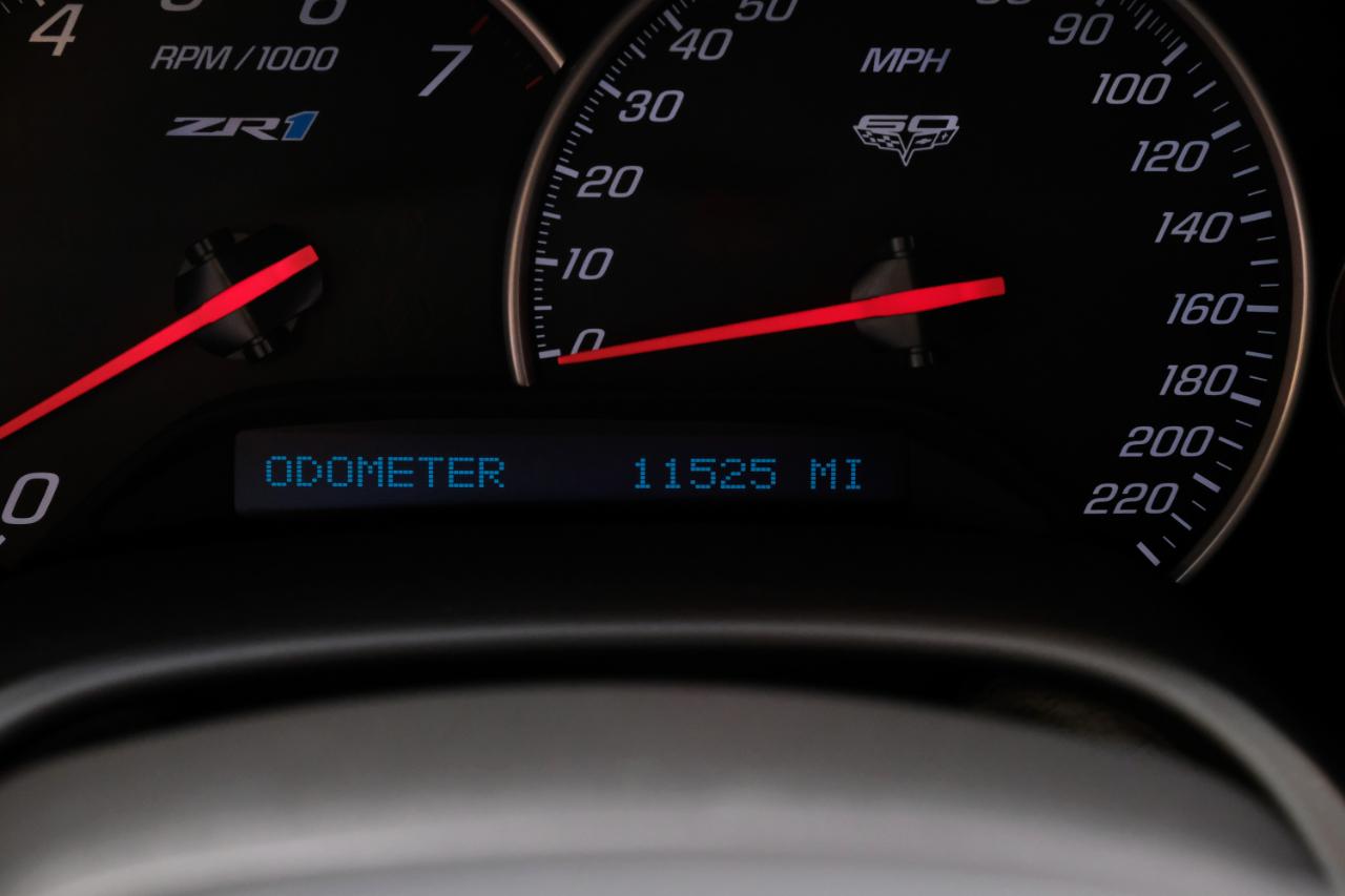 Chevrolet Corvette 2dr Cpe ZR1 w/3ZR 2013