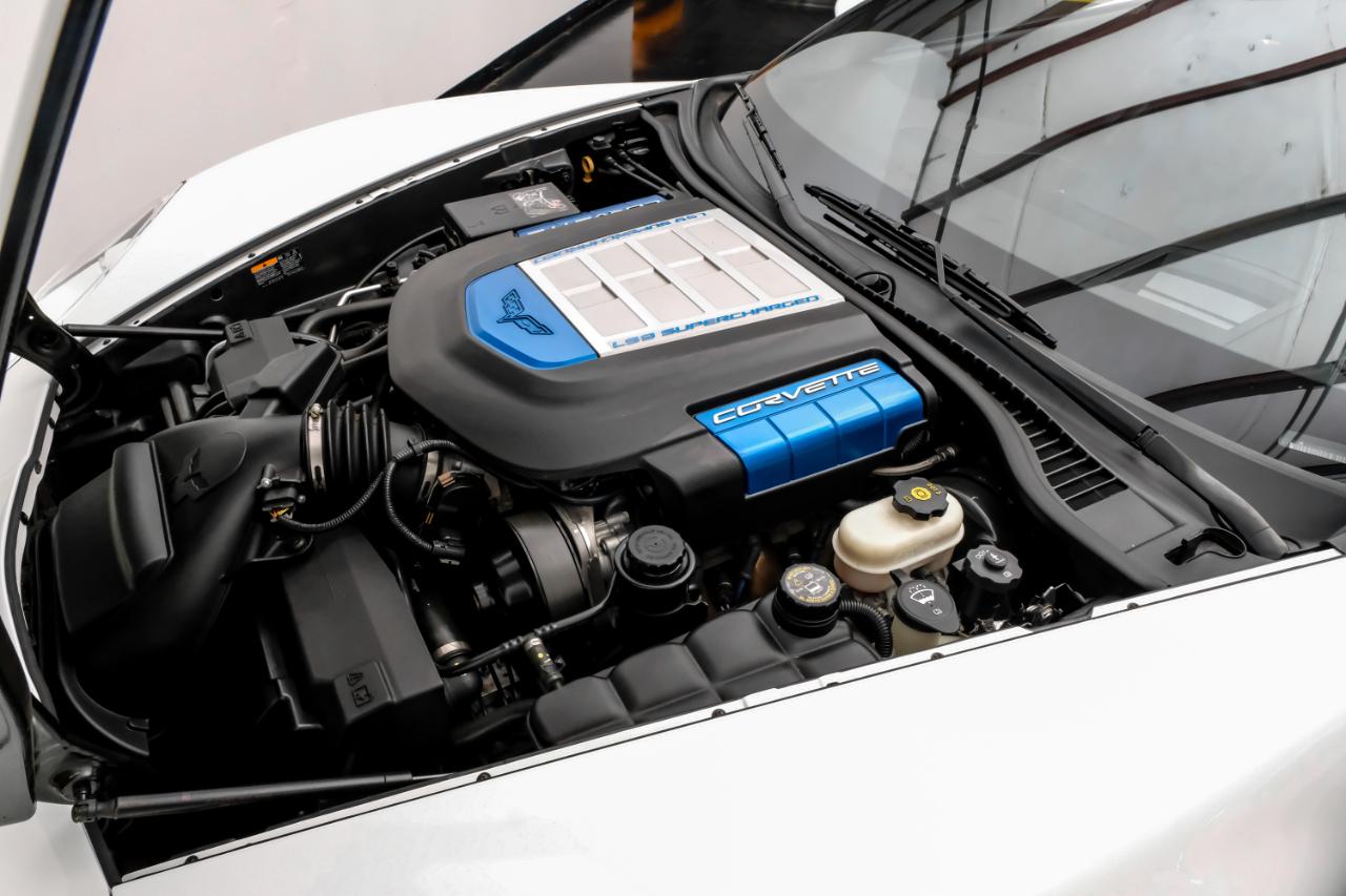 Chevrolet Corvette 2dr Cpe ZR1 w/3ZR 2012