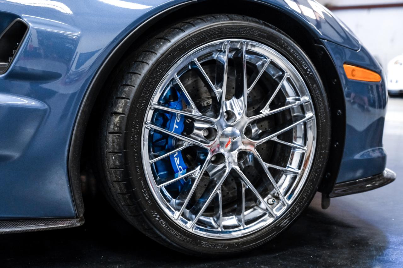 Chevrolet Corvette 2dr Cpe ZR1 w/3ZR 2013