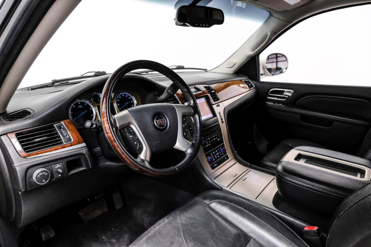 Cadillac Escalade 2WD 4dr Platinum Edition 2013