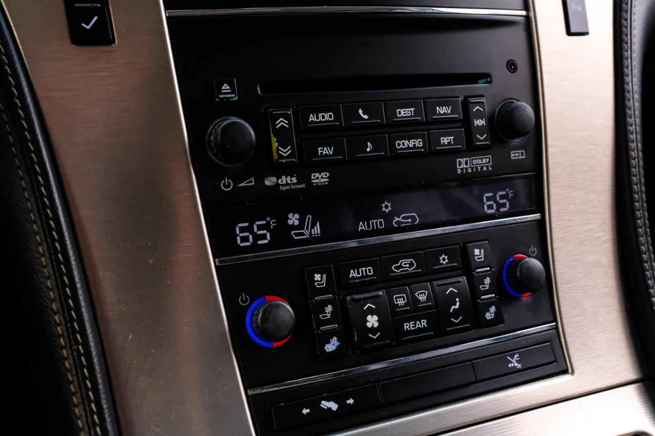 Cadillac Escalade 2WD 4dr Platinum Edition 2013