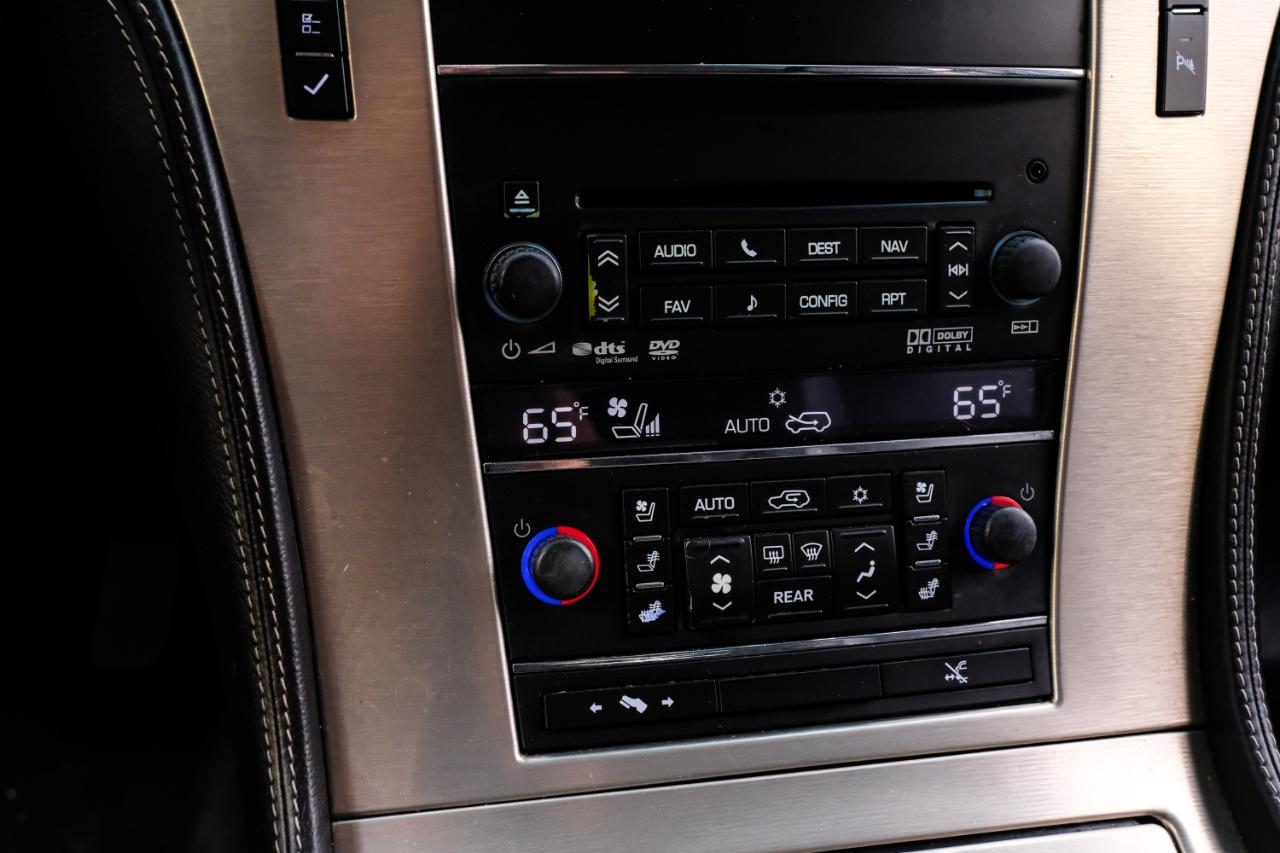 Cadillac Escalade 2WD 4dr Platinum Edition 2013
