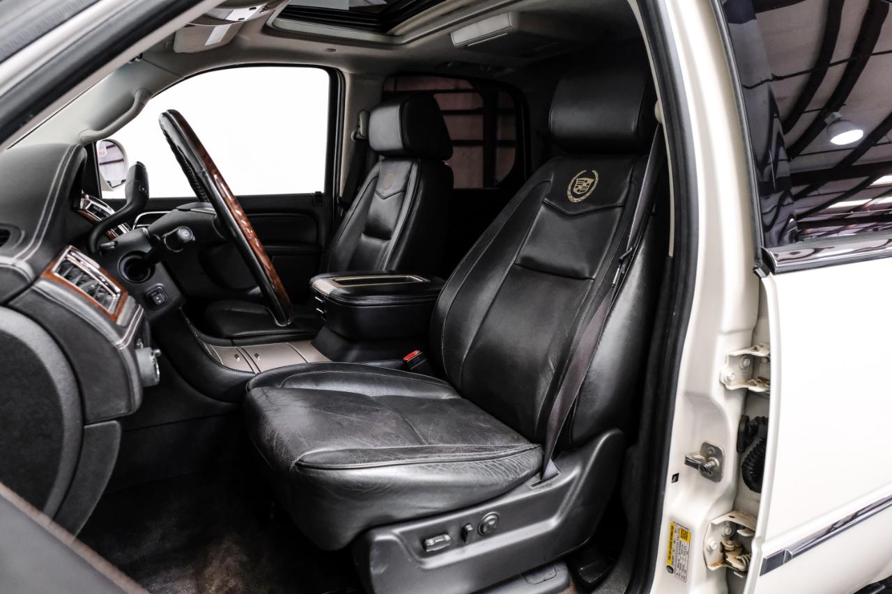 Cadillac Escalade 2WD 4dr Platinum Edition 2013