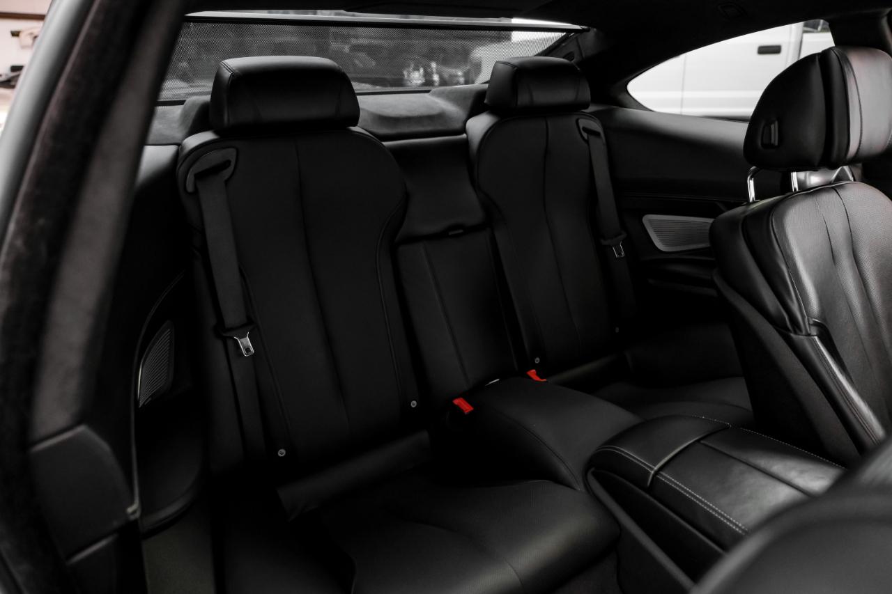 BMW 6 Series 2dr Cpe 650i 2012