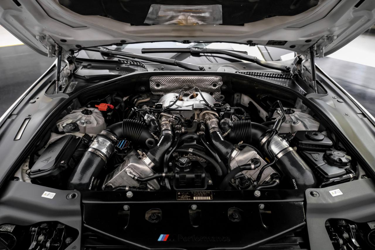 BMW 6 Series 2dr Cpe 650i 2012