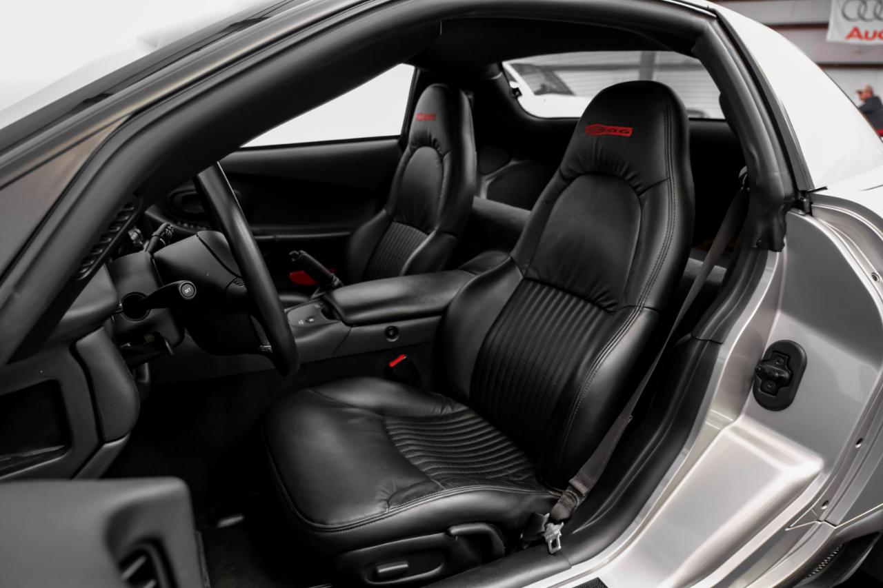 Chevrolet Corvette 2dr Z06 Hardtop 2004