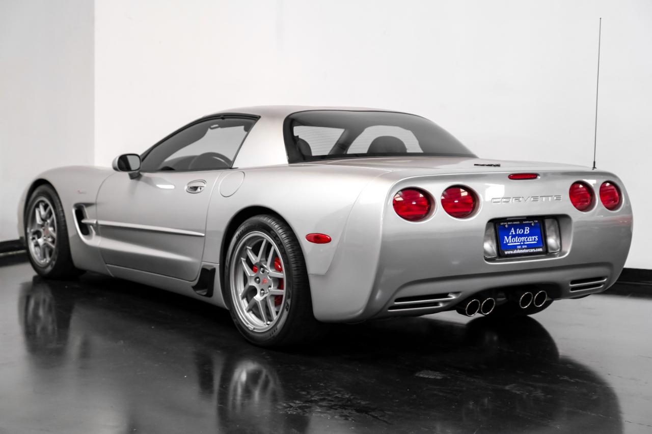 Chevrolet Corvette 2dr Z06 Hardtop 2004