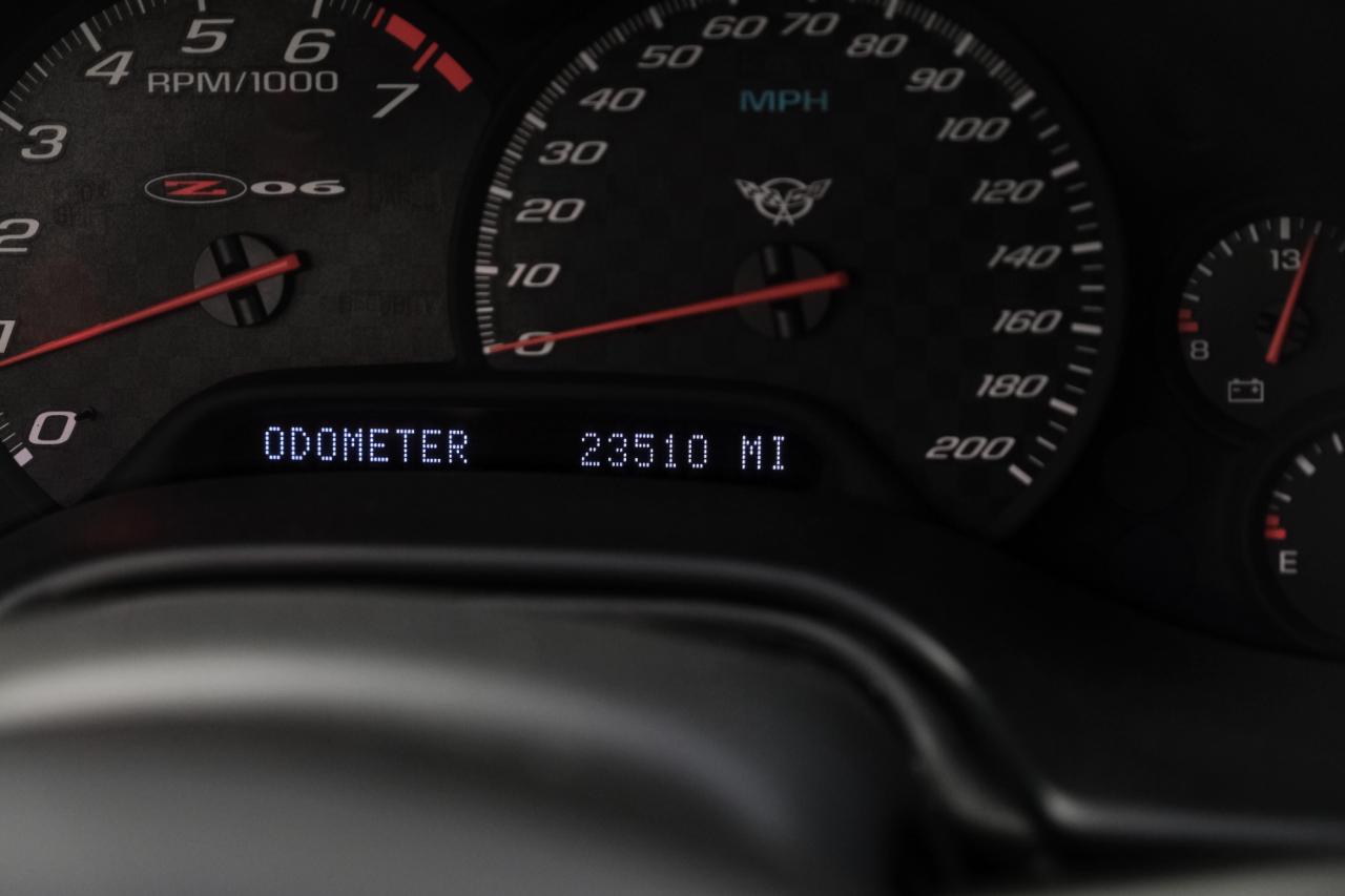 Chevrolet Corvette 2dr Z06 Hardtop 2004