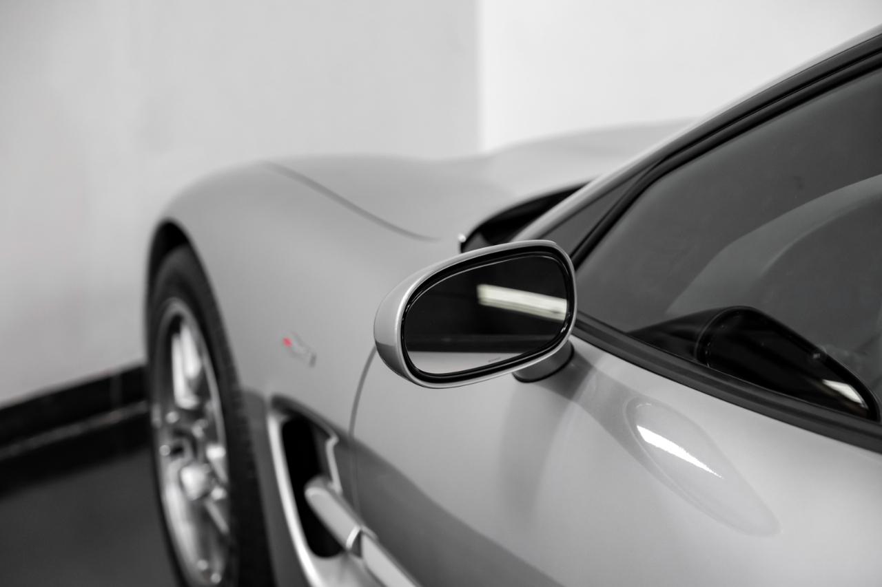 Chevrolet Corvette 2dr Z06 Hardtop 2004