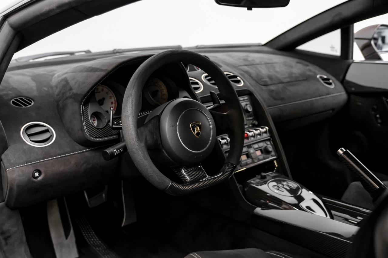 Lamborghini Gallardo 2dr Cpe LP570-4 Superleggera 2011