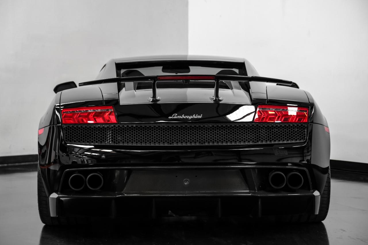 Lamborghini Gallardo 2dr Cpe LP570-4 Superleggera 2011