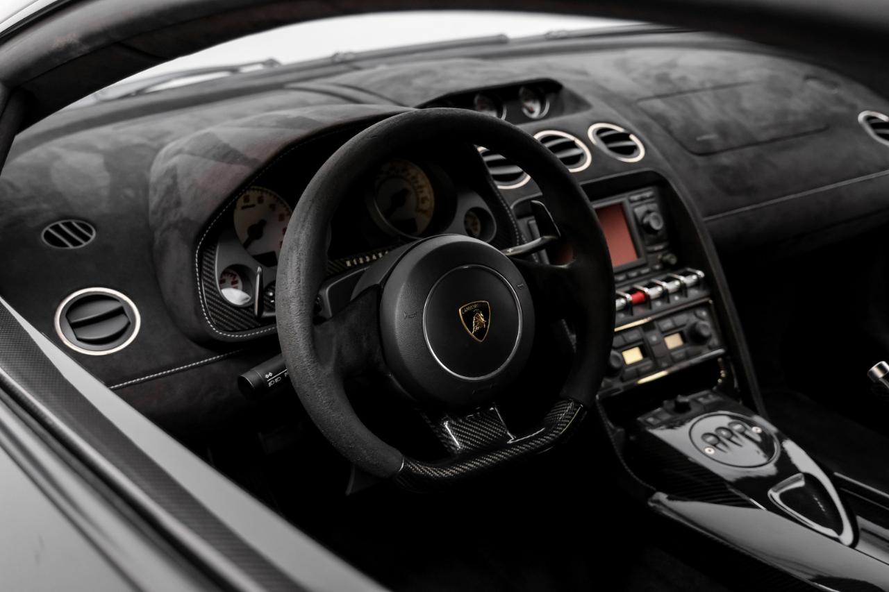 Lamborghini Gallardo 2dr Cpe LP570-4 Superleggera 2011