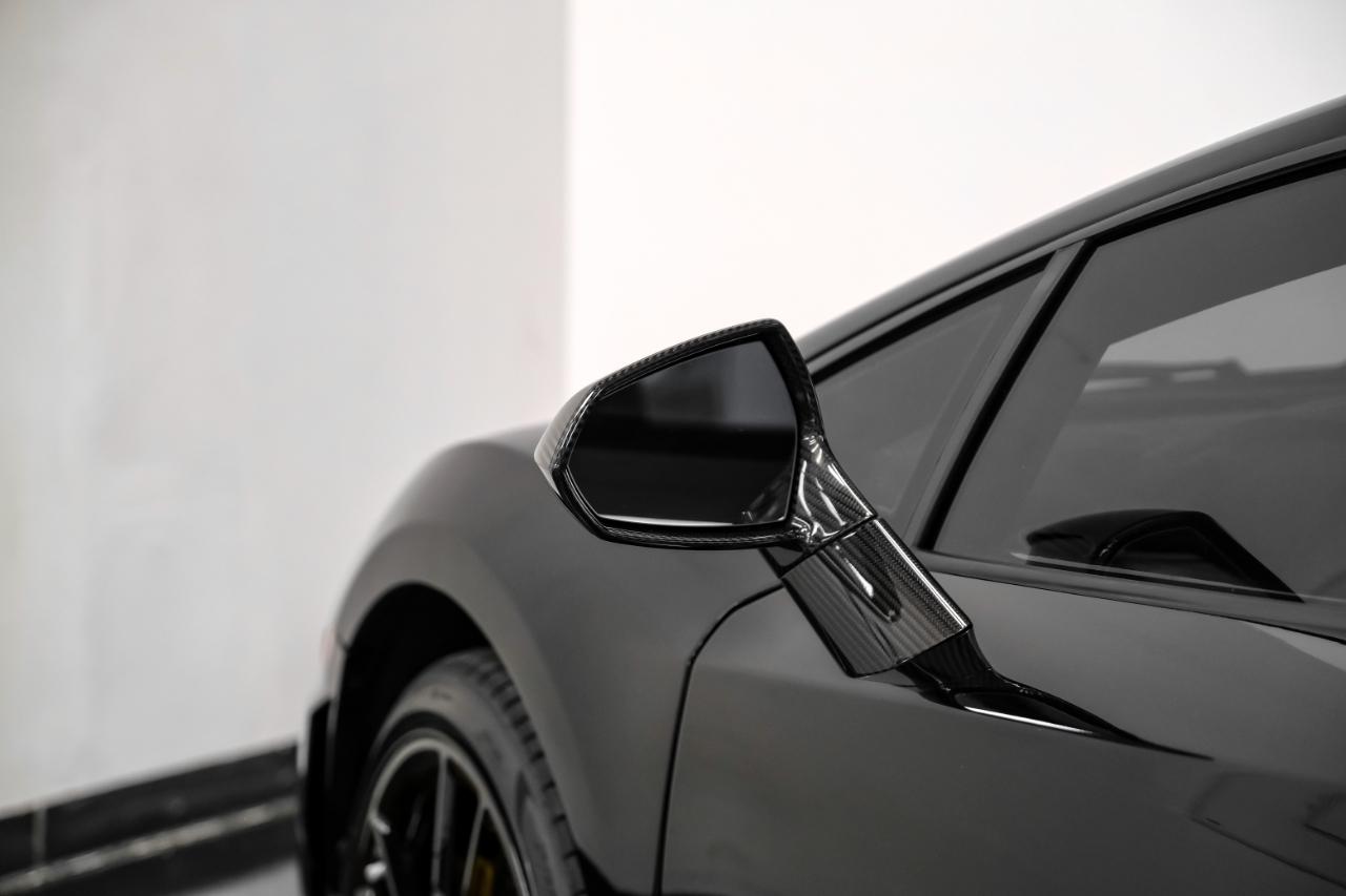 Lamborghini Gallardo 2dr Cpe LP570-4 Superleggera 2011
