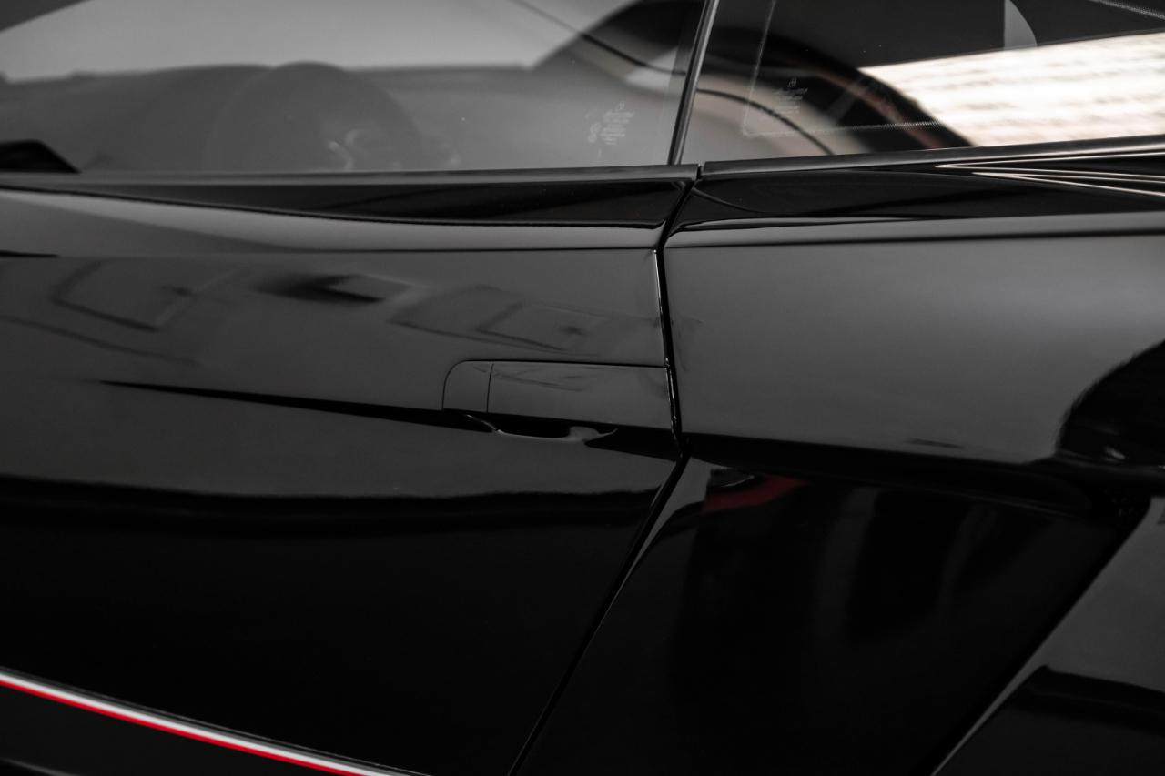 Lamborghini Gallardo 2dr Cpe LP570-4 Superleggera 2011