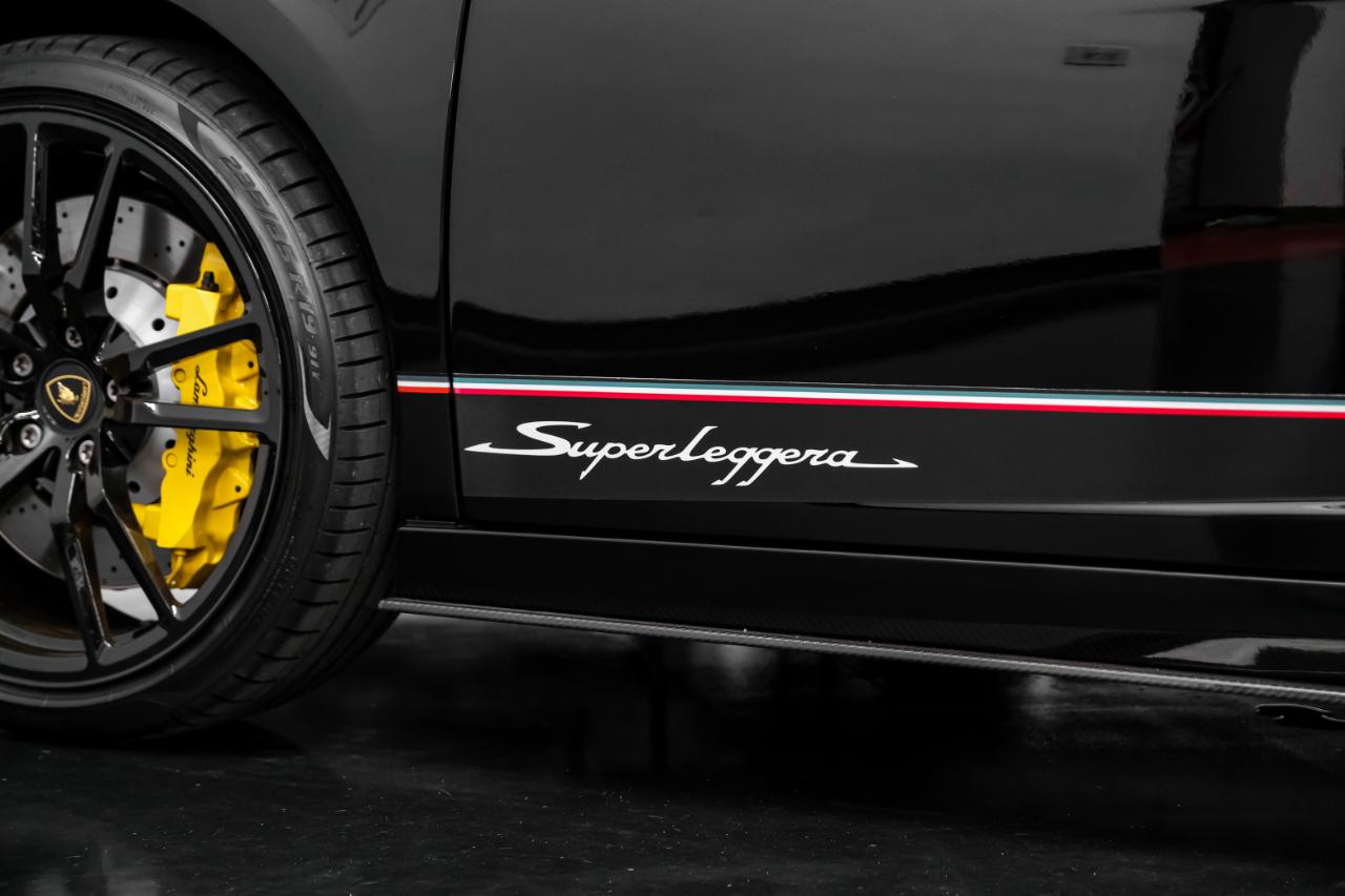 Lamborghini Gallardo 2dr Cpe LP570-4 Superleggera 2011