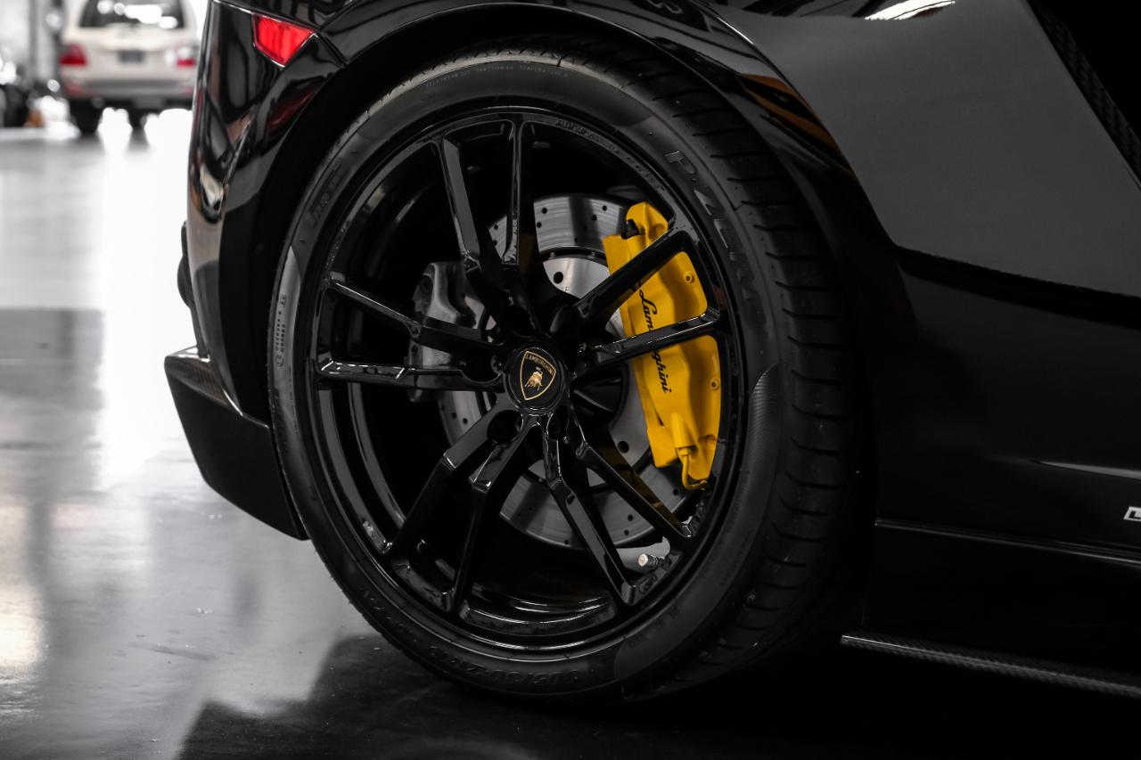 Lamborghini Gallardo 2dr Cpe LP570-4 Superleggera 2011
