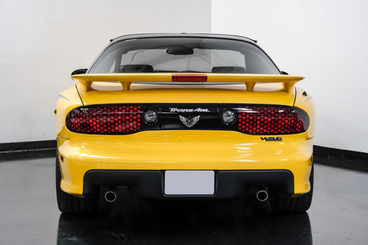 Pontiac Firebird 2dr Cpe Trans Am 2002
