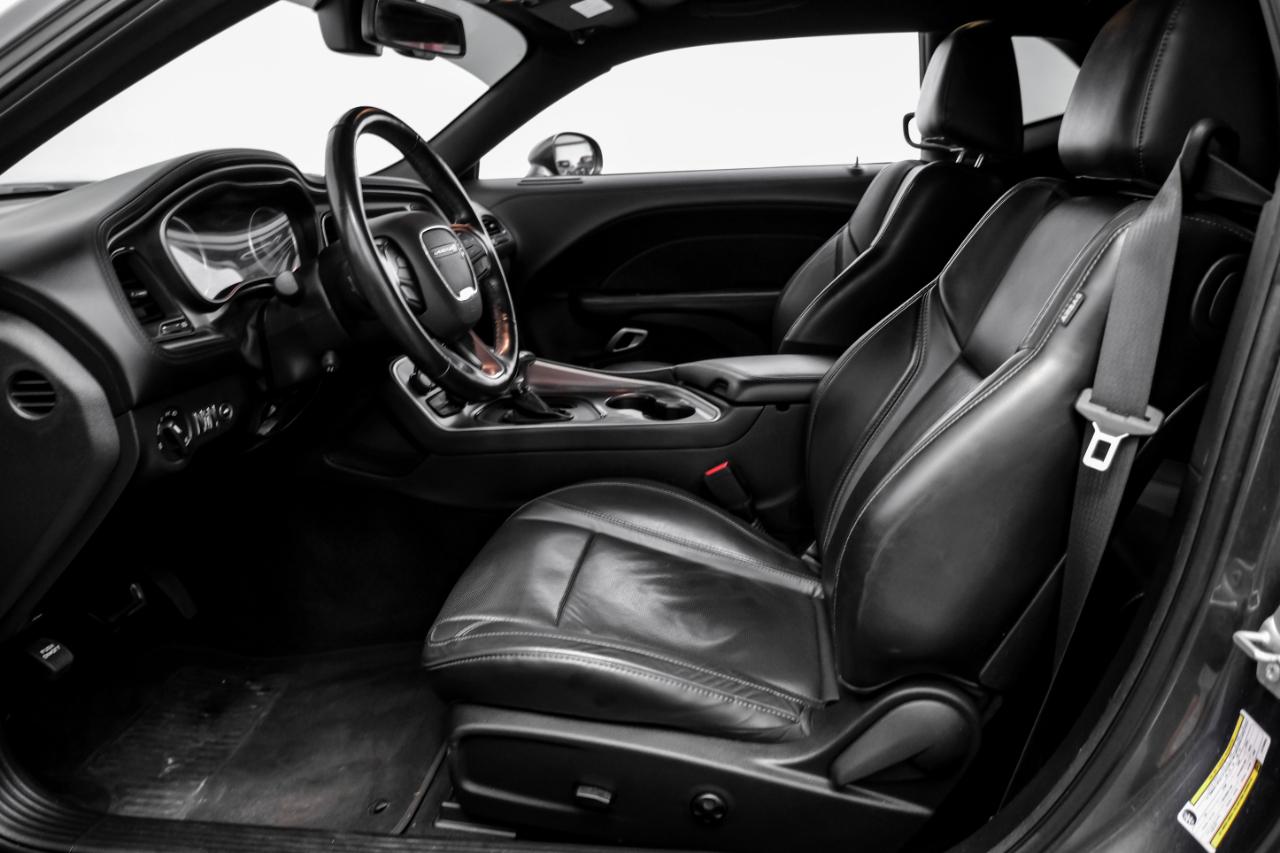 Dodge Challenger SXT RWD 2020