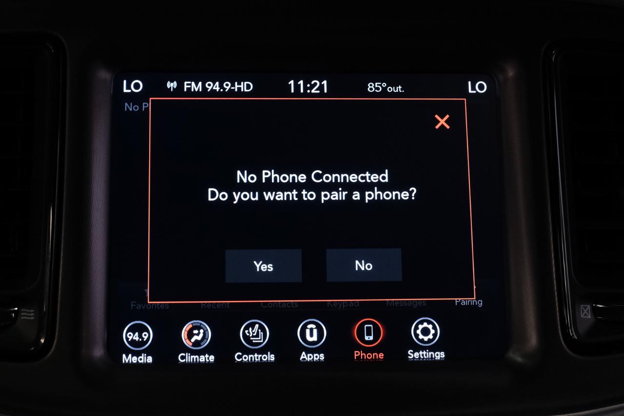 Dodge Challenger SXT RWD 2020