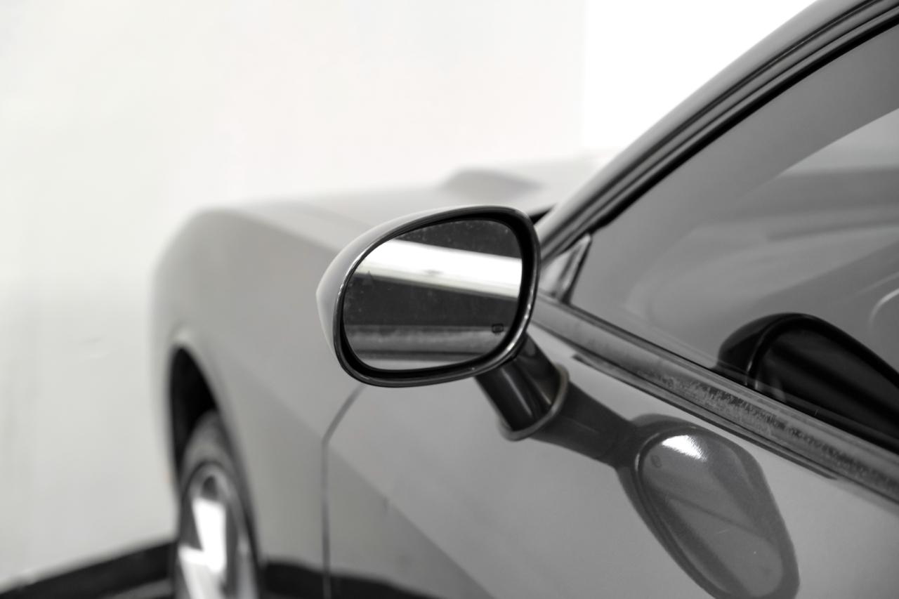 Dodge Challenger SXT RWD 2020