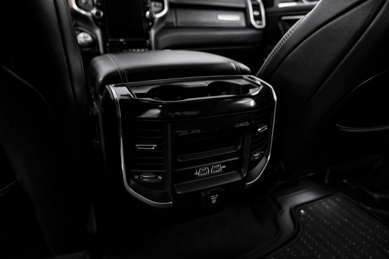 RAM 1500 Laramie 4x4 Crew Cab 5'7" Box 2020