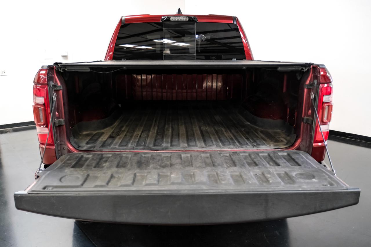RAM 1500 Laramie 4x4 Crew Cab 5'7" Box 2020