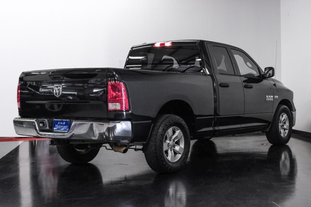 RAM 1500 Tradesman 4x2 Quad Cab 6'4" Box 2018